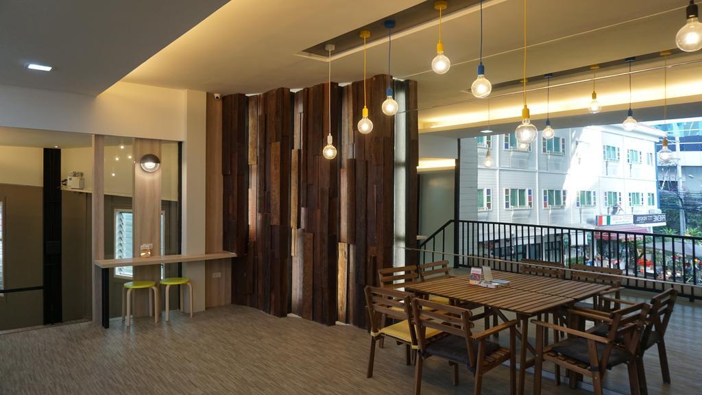Preme Hostel Bangkok Zewnętrze zdjęcie